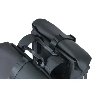 ALFORJA TRASERA BASIL SOHO NORDLICHT 41 L ALFORJA TRASERA BASIL SOHO NORDLICHT 41 L