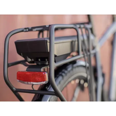 TREK DISTRICT+ 1 400 WH (2022) TREK DISTRICT+ 1 400 WH (2022)