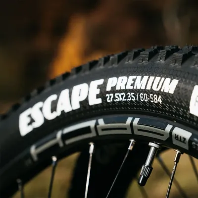 CUBIERTA GOODYEAR ESCAPE 27.5x2.6 TLR