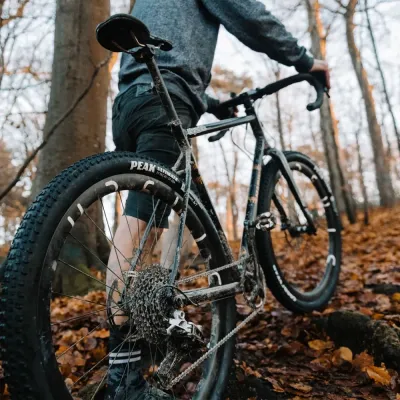 CUBIERTA GOODYEAR PEAK ULTIMATE 27.5x2.25 TLC NEGRO/MARRON CUBIERTA GOODYEAR PEAK ULTIMATE 27.5x2.25 TLC NEGRO/MARRON