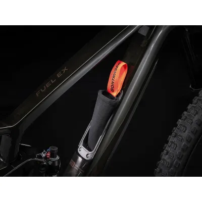 TREK FUEL EX 9.8 GX AXS GEN 6 29 (2023) TREK FUEL EX 9.8 GX AXS GEN 6 29 (2023)