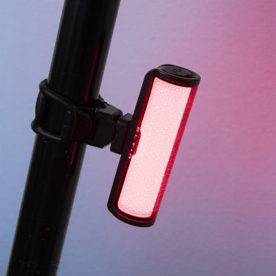 LUZ TRASERA ELTIN EXPLORER 100 LÚMENES