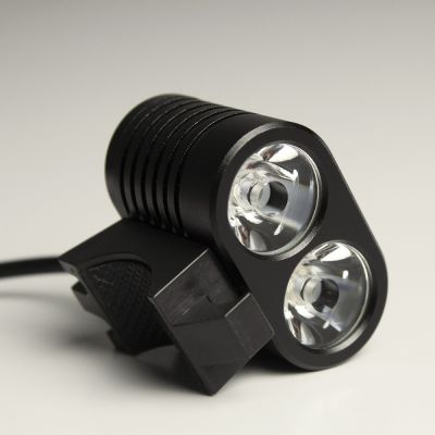 LUZ DELANTERA ELTIN EXPLORER 1600 LÚMENES LUZ DELANTERA ELTIN EXPLORER 1600 LÚMENES
