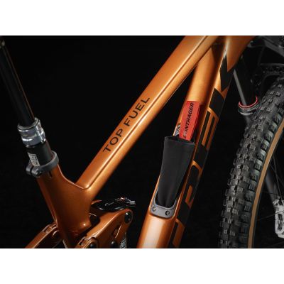 TREK TOP FUEL 9.9 XX AXS T-TYPE 29 (2024) TREK TOP FUEL 9.9 XX AXS T-TYPE 29 (2024)