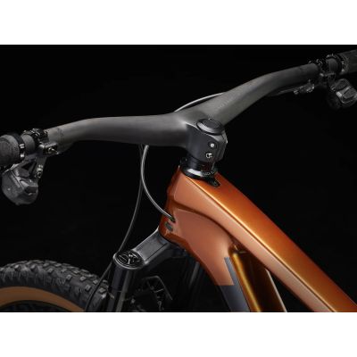 TREK TOP FUEL 9.9 XX AXS T-TYPE 29 (2024) TREK TOP FUEL 9.9 XX AXS T-TYPE 29 (2024)
