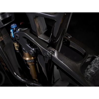 TREK FUEL EX 9.9 X0 AXS T-TYPE GEN 6 29 (2024) TREK FUEL EX 9.9 X0 AXS T-TYPE GEN 6 29 (2024)