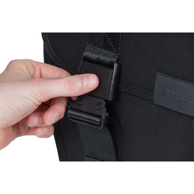 ALFORJAS TRASERAS BASIL TOUR XL 35 LITROS ALFORJAS TRASERAS BASIL TOUR XL 35 LITROS
