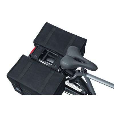 ALFORJAS TRASERAS BASIL KAVAN EVO CLASSIC 68 LITROS ALFORJAS TRASERAS BASIL KAVAN EVO CLASSIC 68 LITROS