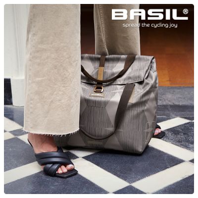 ALFORJA TRASERA BASIL ELEGANCE SHOPPER 20-26 LITROS ALFORJA TRASERA BASIL ELEGANCE SHOPPER 20-26 LITROS