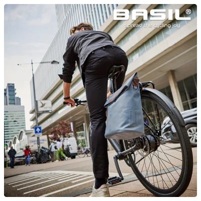  ALFORJA TRASERA BASIL CITY SHOPPER VEGAN LEATHER 14-16 LITROS