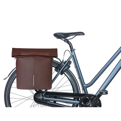 ALFORJA TRASERA BASIL CITY SHOPPER VEGAN LEATHER 14-16 LITROS ALFORJA TRASERA BASIL CITY SHOPPER VEGAN LEATHER 14-16 LITROS