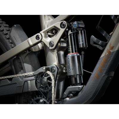 TREK SLASH 9 GX AXS T-TYPE GEN 6 29 (2025) TREK SLASH 9 GX AXS T-TYPE GEN 6 29 (2025)