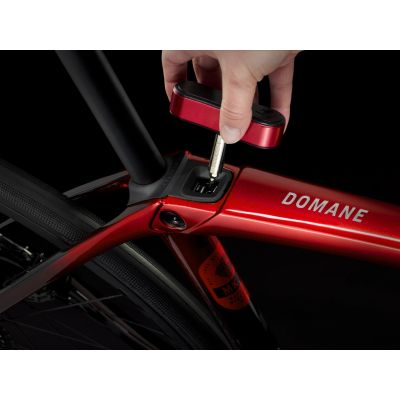 TREK DOMANE SLR 7 AXS GEN 4 (2024-2025) TREK DOMANE SLR 7 AXS GEN 4 (2024-2025)