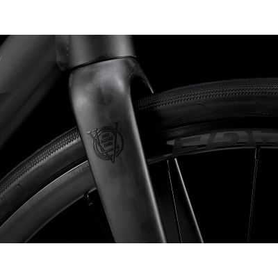 TREK DOMANE AL 2 GEN 4 (2025) TREK DOMANE AL 2 GEN 4 (2025)