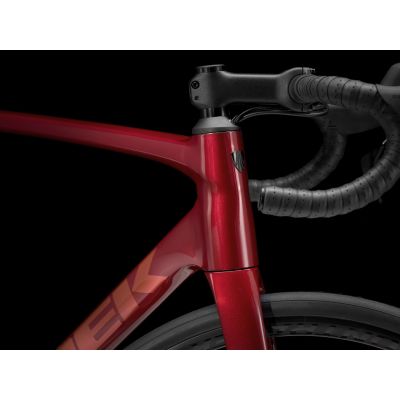 TREK EMONDA ALR 5 (2025) TREK EMONDA ALR 5 (2025)