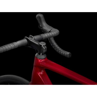 TREK EMONDA ALR 5 (2025) TREK EMONDA ALR 5 (2025)