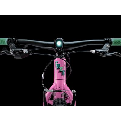 Los accesorios mostrados se venden por separado