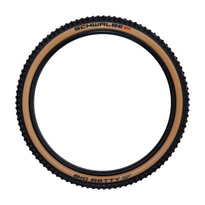 CUBIERTA SCHWALBE BIG BETTY 29x2.40 HS608 SUPER GRAVITY E50 ADDIX SOFT TLE PLEGABLE BRONZE/NEGRO CUBIERTA SCHWALBE BIG BETTY 29x2.40 HS608 SUPER GRAVITY E50 ADDIX SOFT TLE PLEGABLE BRONZE/NEGRO