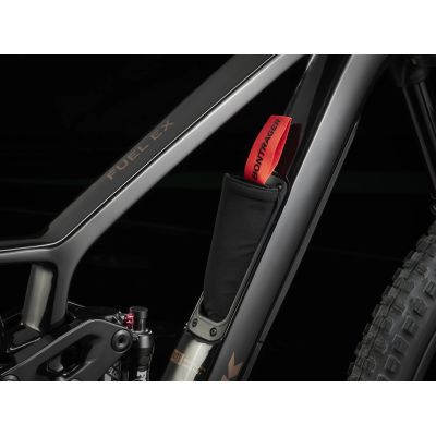 TREK FUEL EX 9.8 XT GEN 6 29 (2025)