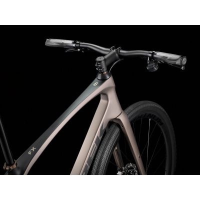 TREK FX SPORT 6 (2025) TREK FX SPORT 6 (2025)