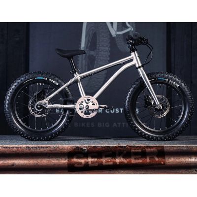 EARLY RIDER SEEKER X16