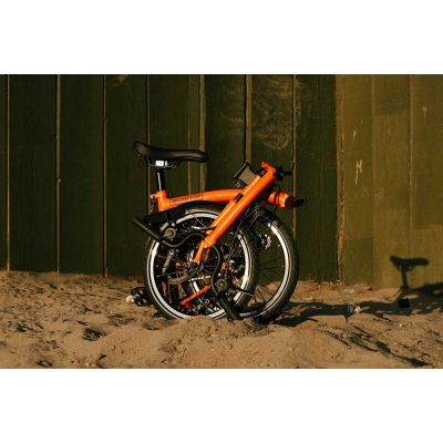 BROMPTON C LINE EXPLORE 6 VELOCIDADES SUNSET ORANGE