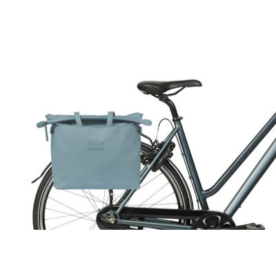 ALFORJA TRASERA BASIL MANJATTAN COMMUTER 12 LITROS ALFORJA TRASERA BASIL MANJATTAN COMMUTER 12 LITROS