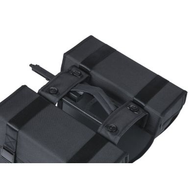 ALFORJAS TRASERAS BASIL TOUR MIK 2.0 28 LITROS ALFORJAS TRASERAS BASIL TOUR MIK 2.0 28 LITROS