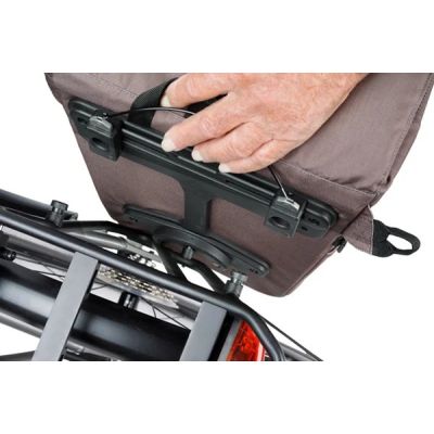 ALFORJA TRASERA BASIL MOVE MIK STUDS 15 LITROS