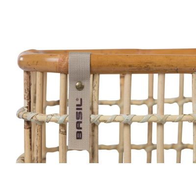 CESTA DELANTERA/TRASERA BASIL GREEN LIFE M 18 LITROS CESTA DELANTERA/TRASERA BASIL GREEN LIFE M 18 LITROS