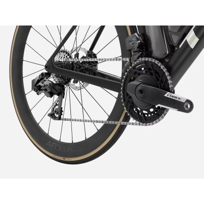 MADONE SLR 7 AXS GEN 8 (2026)