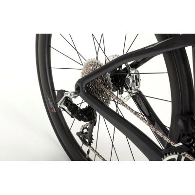 Las imágenes pueden no coincidir con las especificaciones seleccionadas