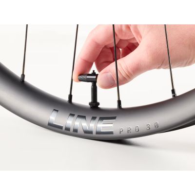 JUEGO ADAPTADOR VALVULA BONTRAGER HIGH FLOW