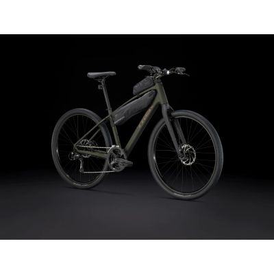 Los accesorios mostrados se venden por separado