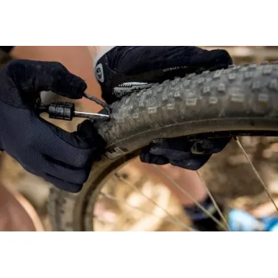 KIT REPARADOR TUBELESS SAHMURAI SWORD KIT REPARADOR TUBELESS SAHMURAI SWORD