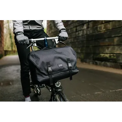 BOLSA BROMPTON METRO L BLACK