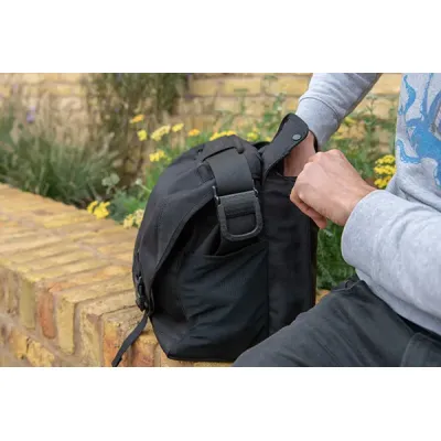 BOLSA BROMPTON METRO L BLACK