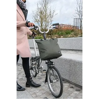 BOLSA BROMPTON BOROUGH TOTE BAG SMALL EN OLIVA BOLSA BROMPTON BOROUGH TOTE BAG SMALL EN OLIVA