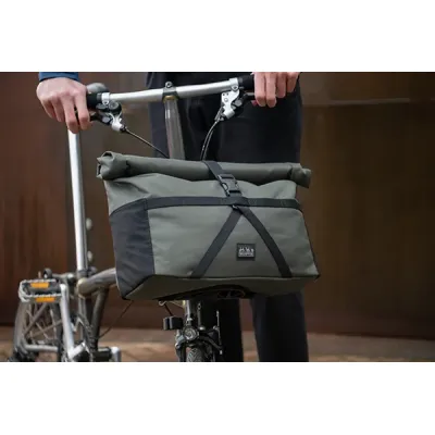 BOLSA BROMPTON BOROUGH ROLL TOP BAG M